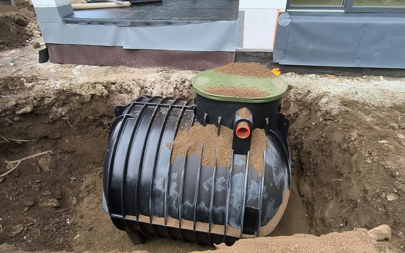 Rimozione del terreno + lavori di scavo